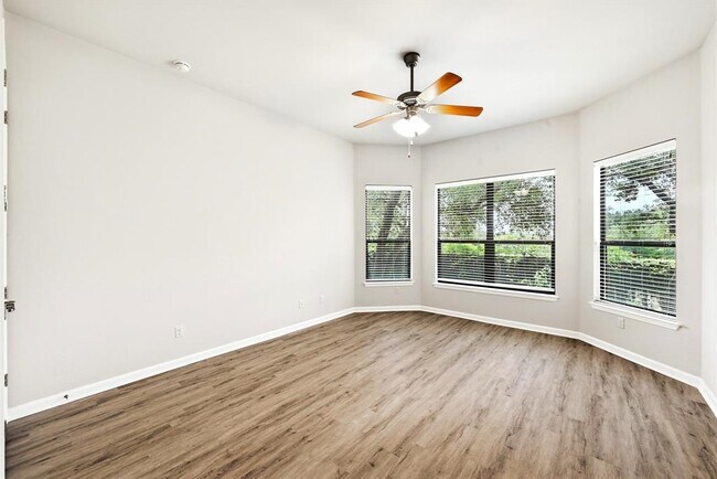 Building Photo - 1611 Rimstone Dr