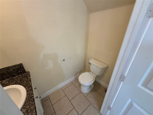 Building Photo - 608 Cornerstone Dr