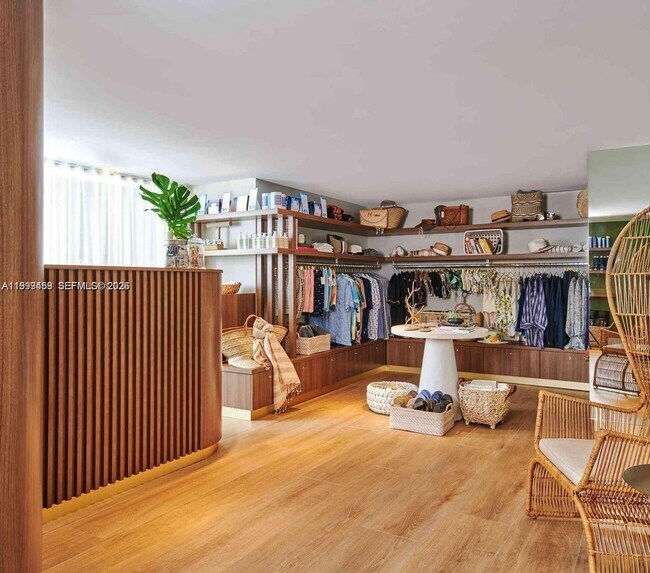 Building Photo - 1100 West Ave