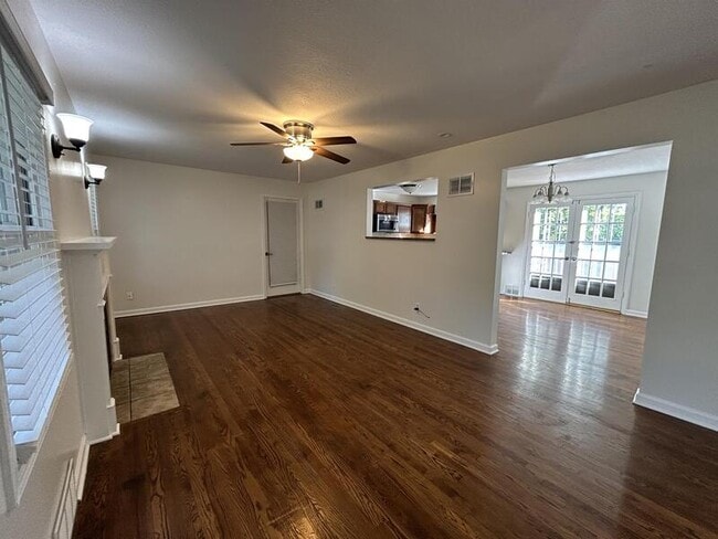 Building Photo - 6321 W 57th Terrace