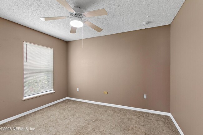 Building Photo - 7323 Lawn Tennis Ln