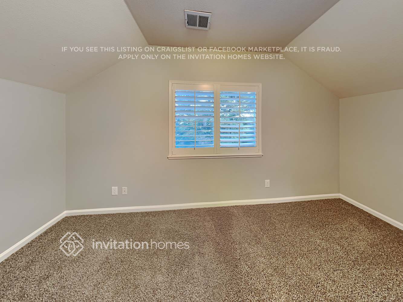 Building Photo - 1520 Bailey Dr