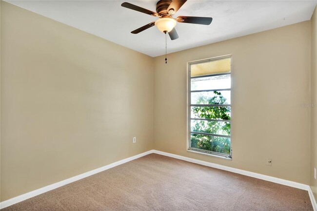 Building Photo - 632 Whippoorwill Terrace