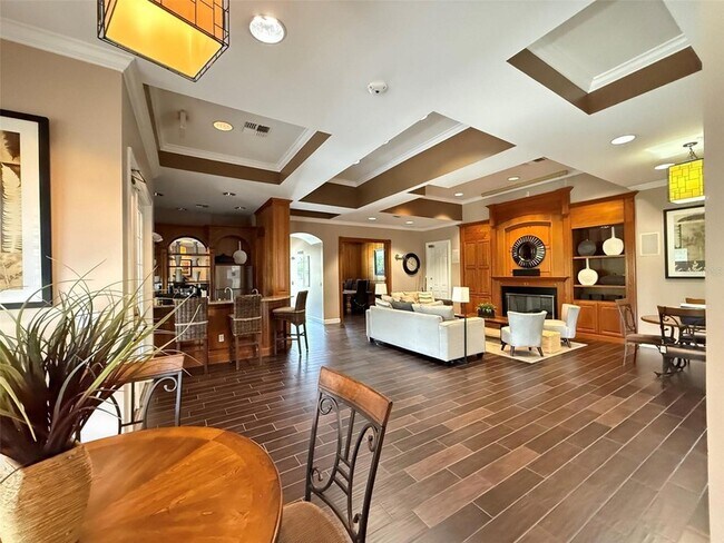 Building Photo - 14316 Fredricksburg Dr
