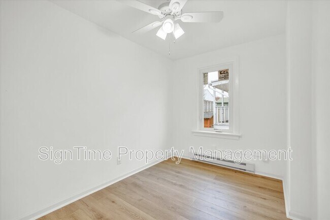 Building Photo - 107-115 West Church Street - 109