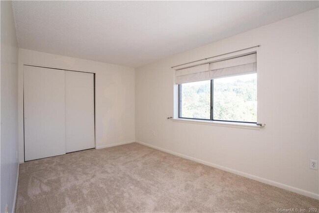 Building Photo - 1401 Harbor View Dr