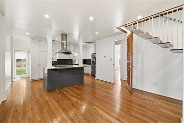 Building Photo - 825 Thomasson Dr