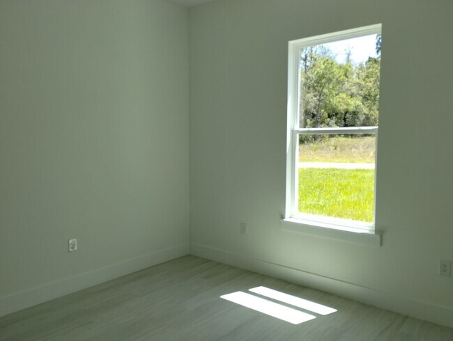 Building Photo - 11137 N Vesta Point