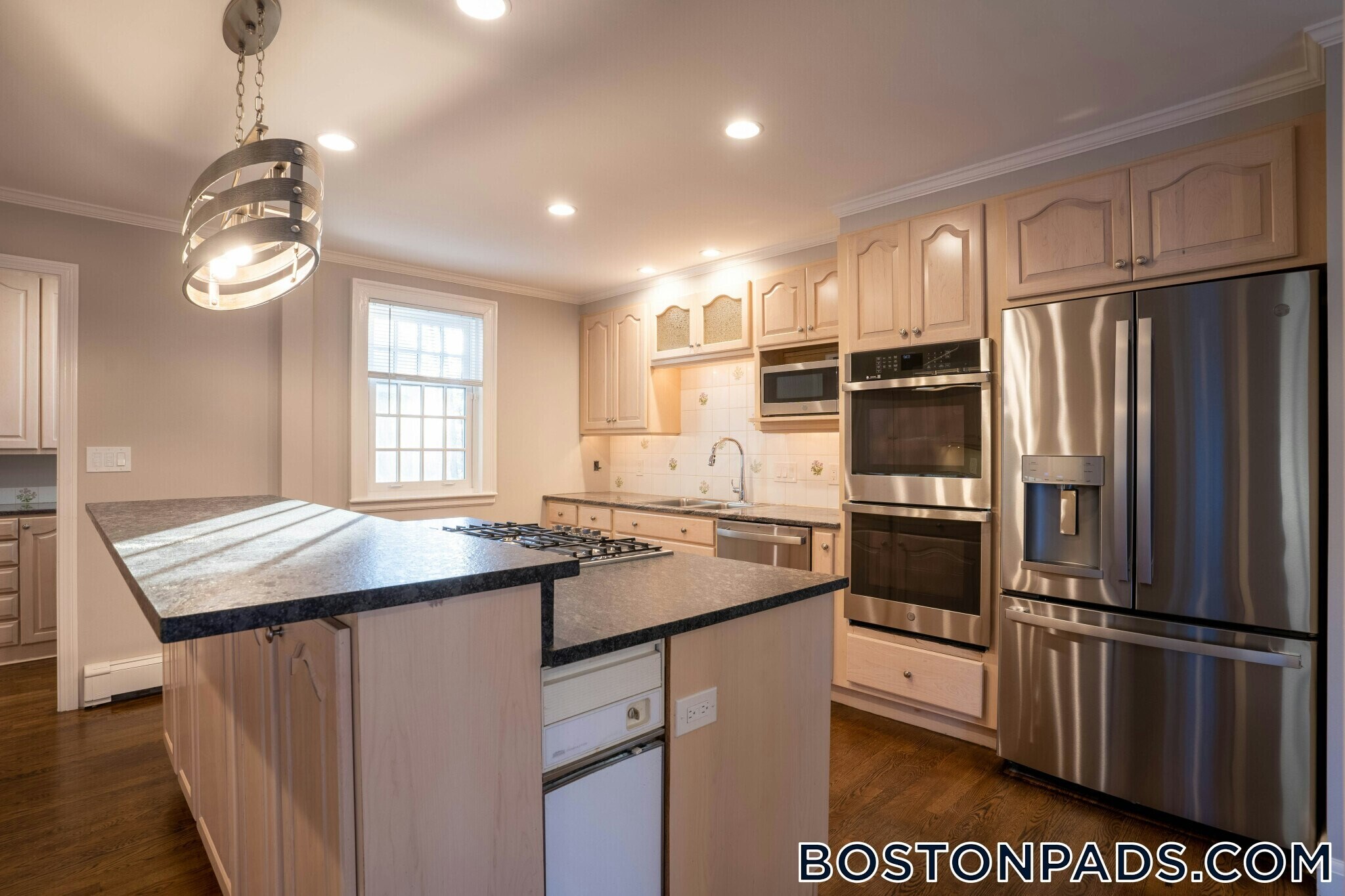 Building Photo - 40 Puddingstone Ln