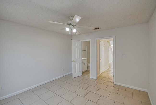 Building Photo - 3464 Daylily Ln