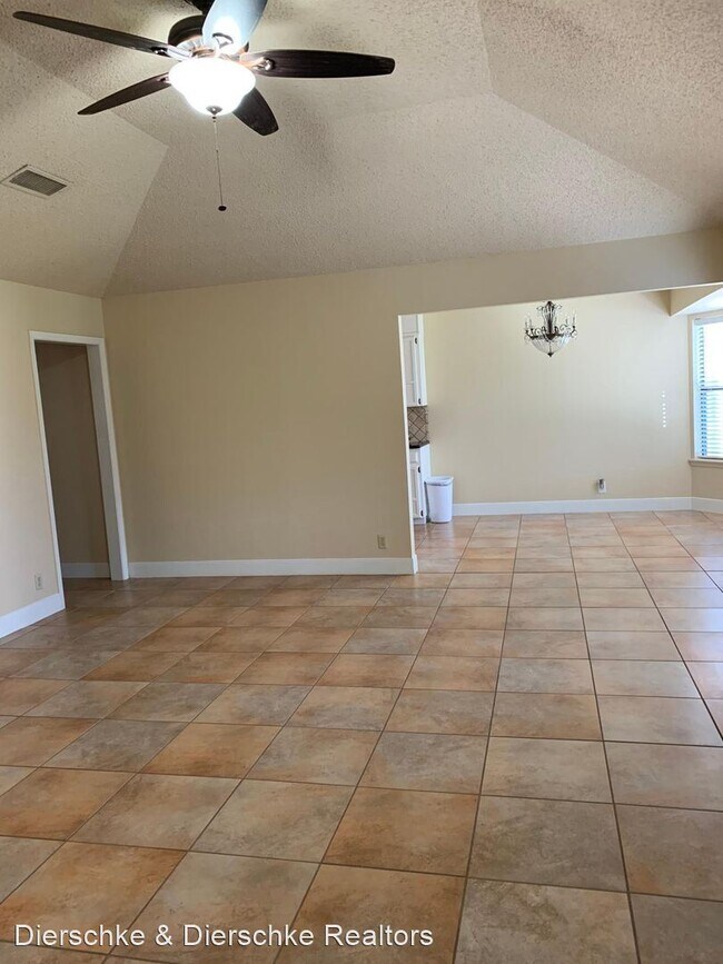 Building Photo - 3 br, 2 bath House - 1617 Kansas