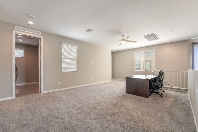 Building Photo - 813 Horizon Canyon Dr