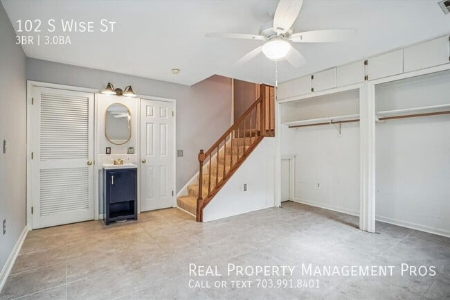 Building Photo - 102 S Wise St