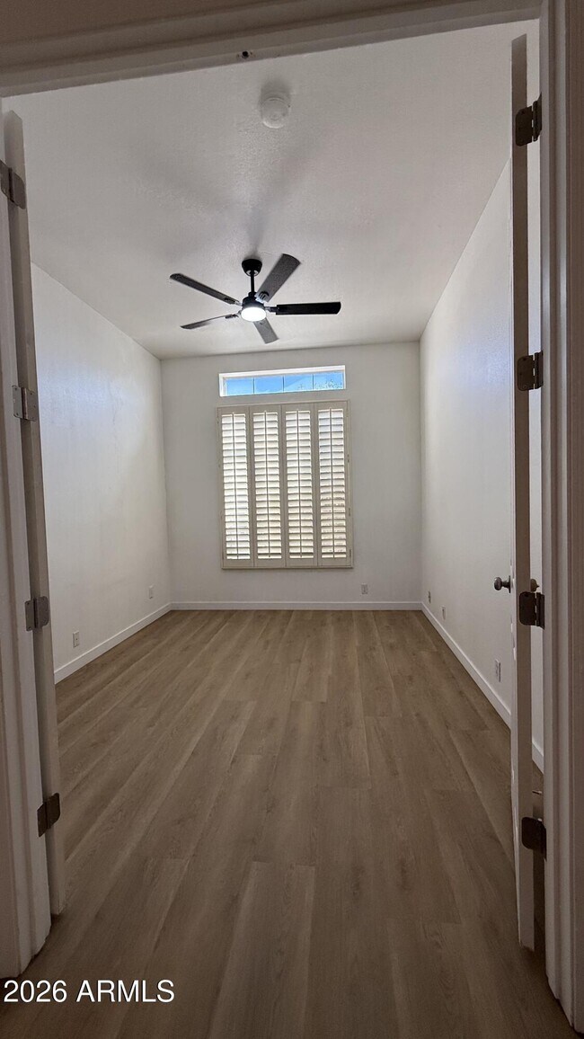 Building Photo - 5962 W Fieldstone Dr