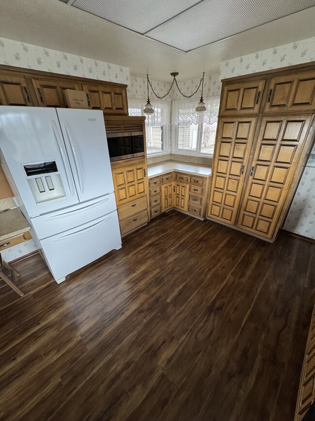 Building Photo - 19774 Grade Rd SE