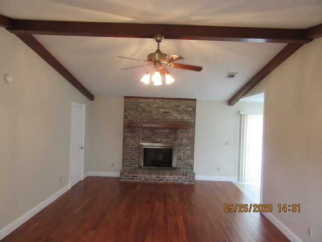 Building Photo - 2005 Geralo Ln