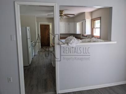 Building Photo - 1708 N Smelter St