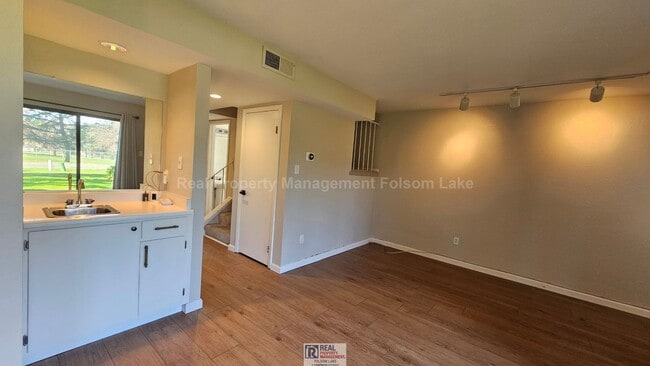 Building Photo - Coming Soon: Updated 2BR Townhome w/ Private Fenced Patio & Garage – Cameron Park