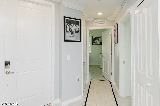 Building Photo - 15375 Grn Acrs Ave