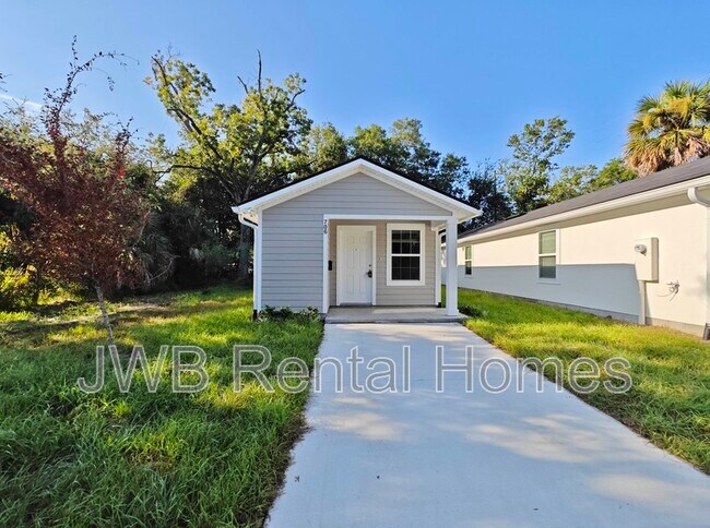 Building Photo - 706 Phelps St