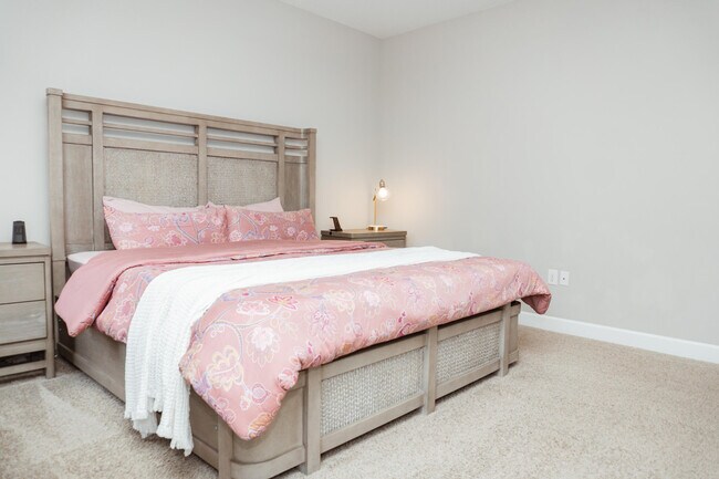 Building Photo - 105 Sago Palm Wy