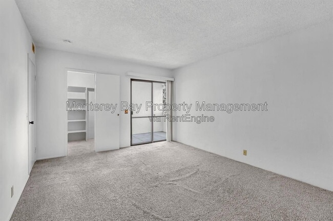 Building Photo - 500 Glenwood Cir