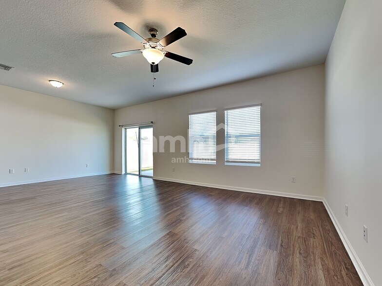 Building Photo - 11512 Victory Bay Ln