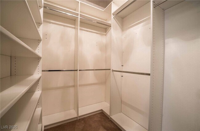 Building Photo - 5994 Attavilla Dr