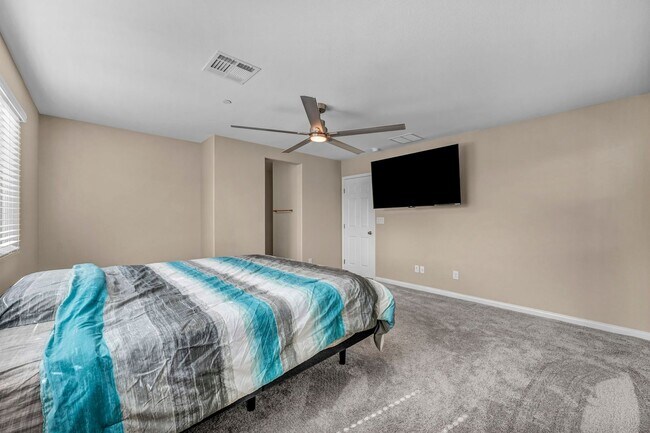 Building Photo - 688 Monroe Hl Pl