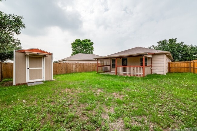 Building Photo - 11462 Country Canyon