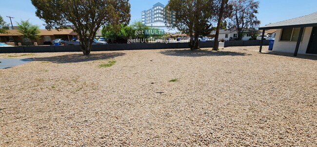 Building Photo - 10044 N 18th Ave