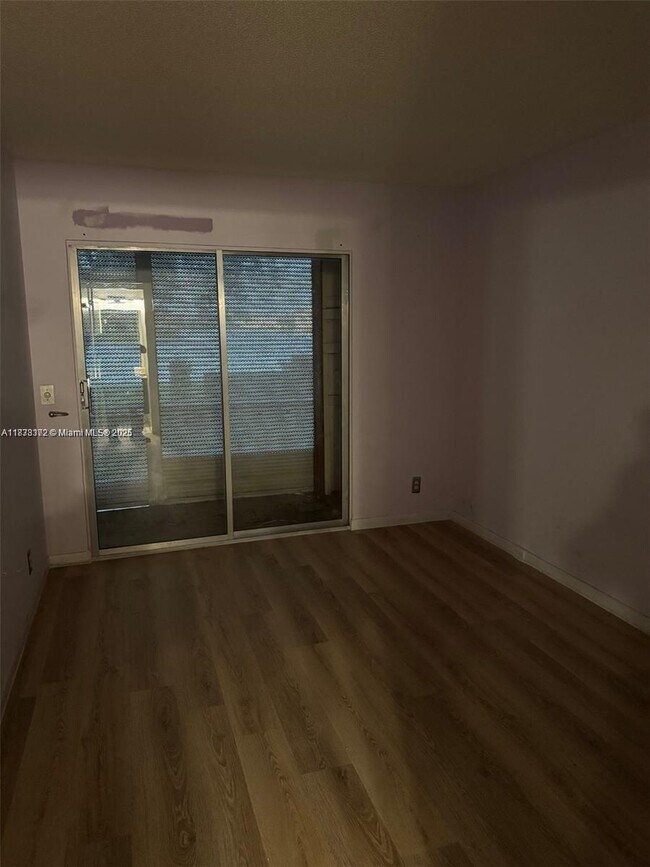 Building Photo - 1401 SW 134th Way
