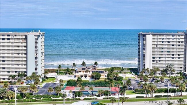 Building Photo - 10680 S Ocean Dr