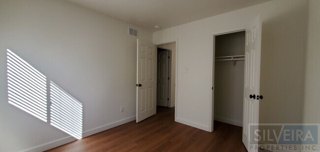 Building Photo - Cozy 3 bedroom 1 Bath home!