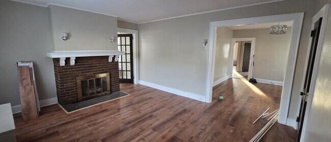 Building Photo - 61 N 22nd St