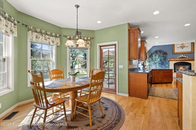 Building Photo - 7 Buckskin Ct