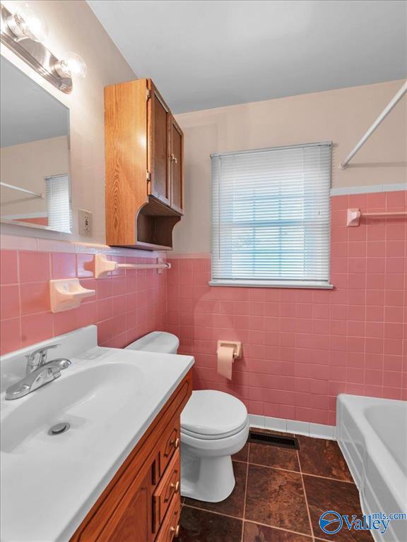 Building Photo - 422 Karter St NW