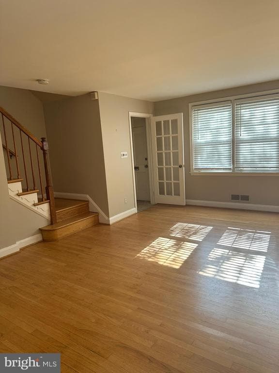 Building Photo - 1530 Cottage Ln