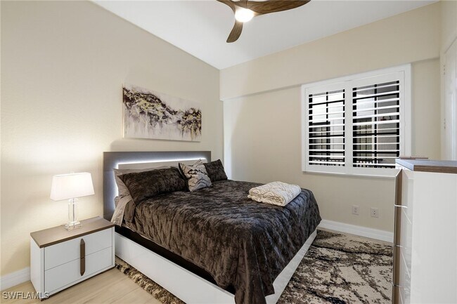 Building Photo - 10733 Mirasol Dr