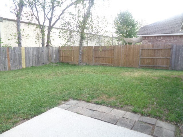 Building Photo - 19021 Hammer Ln