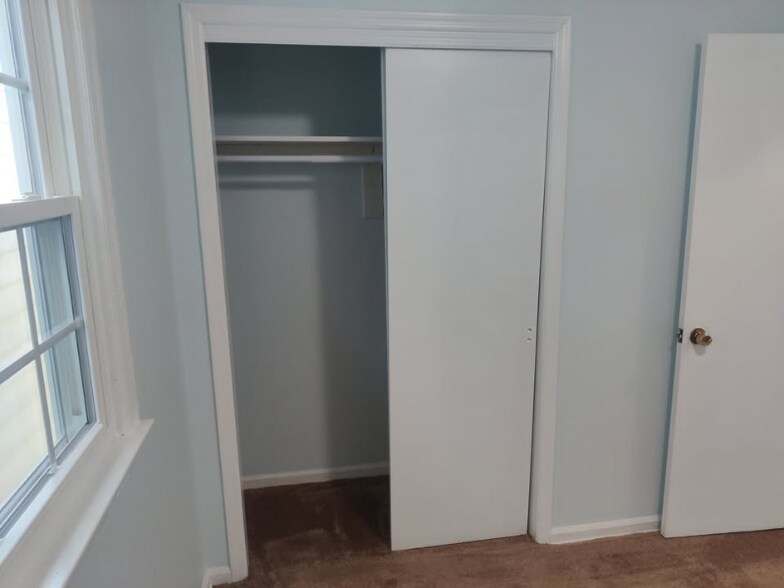 Building Photo - 809 John F. Kennedy Blvd