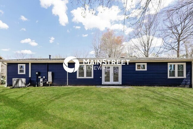 Building Photo - 3 Bedroom Pet-Friendly Home in MINT HILL, NC with Main Street Renewal