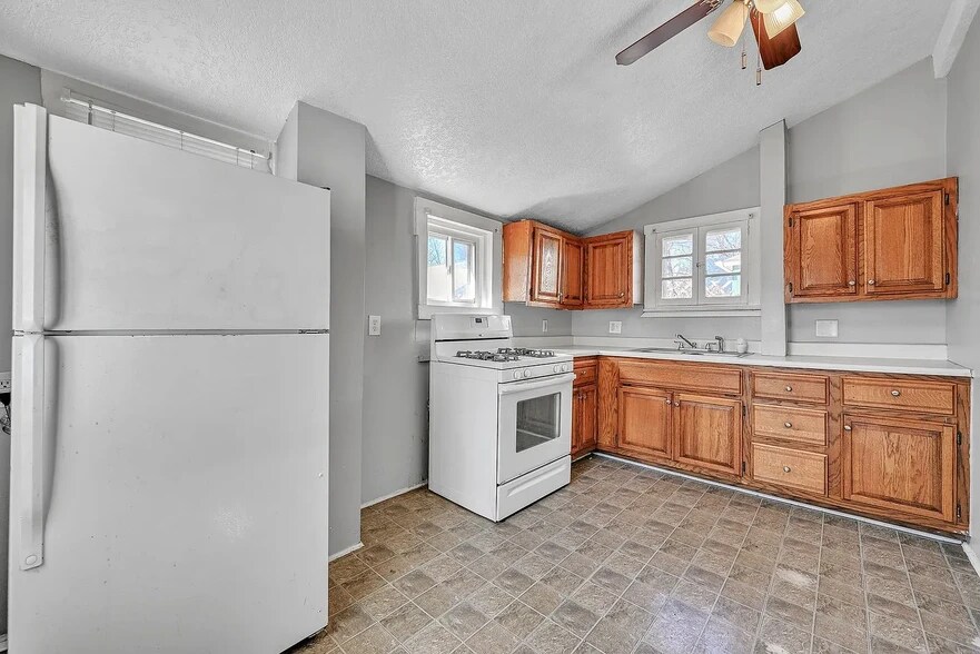Building Photo - 1308 43rd St
