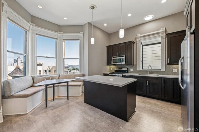 Building Photo - 1259 Guerrero St