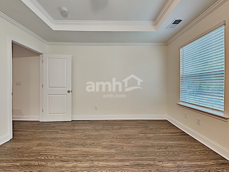 Building Photo - 120 Sweet Gum Dr