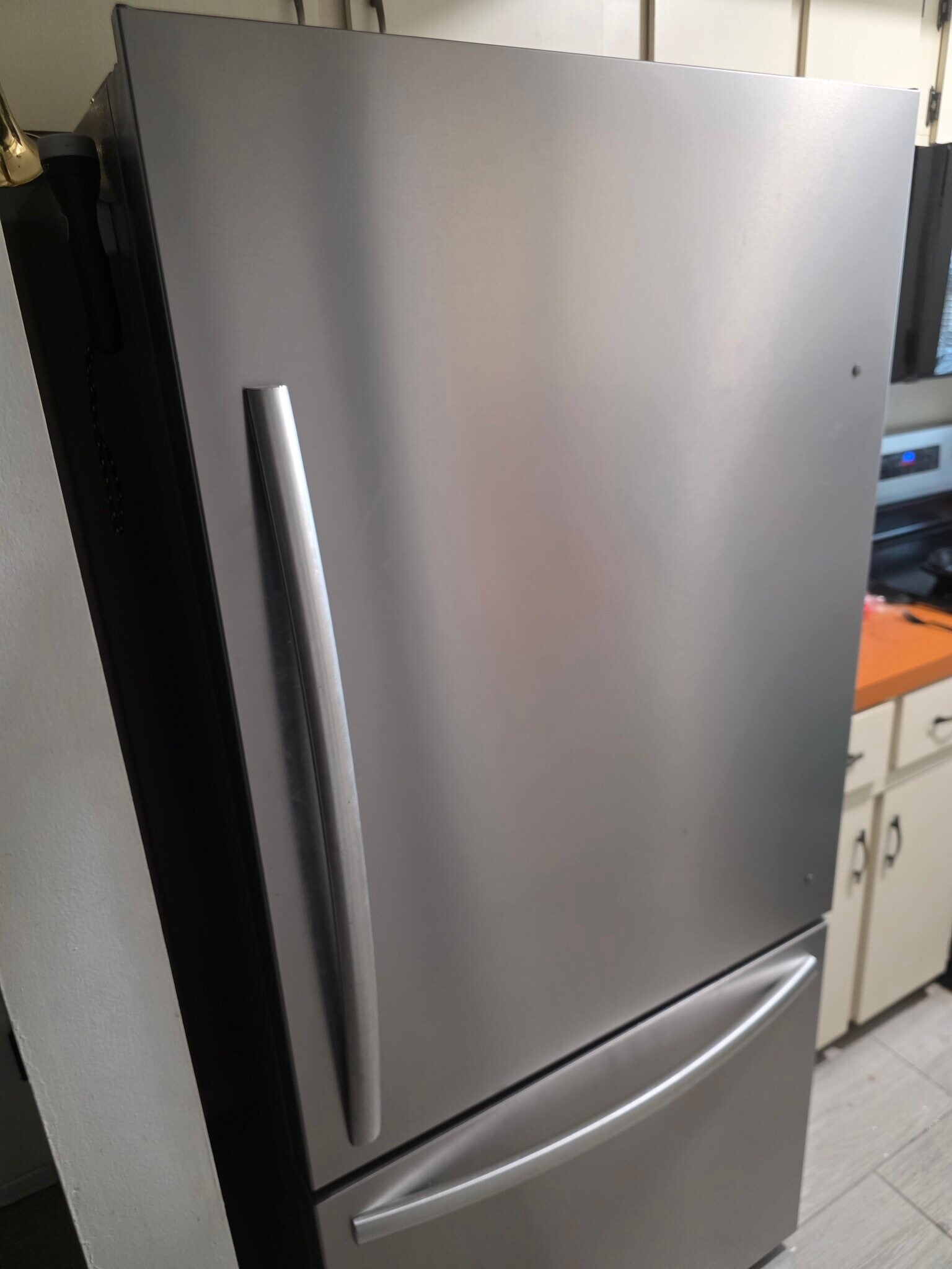 Building Photo - 10501 Lake Vista Dr