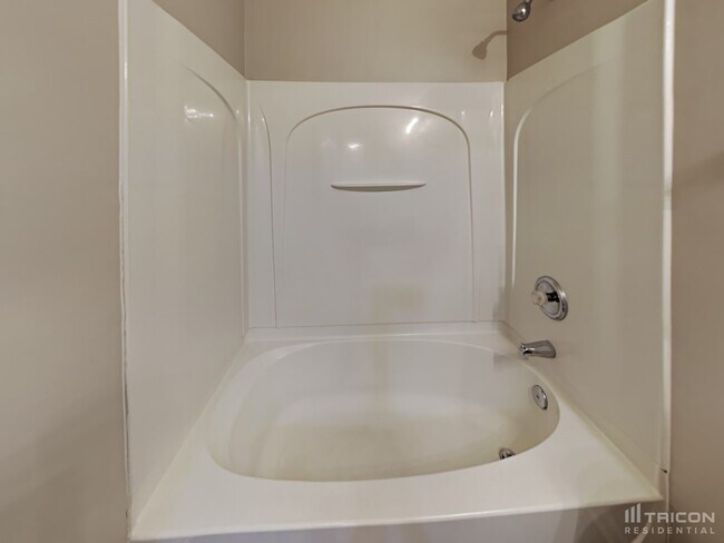 Building Photo - 4406 Cochran Farm Ln