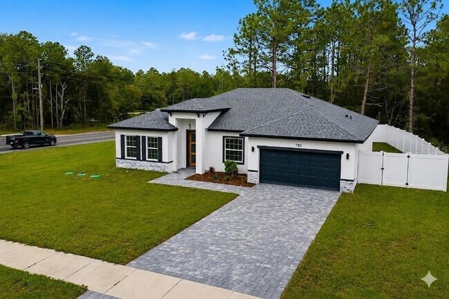 Building Photo - 785 Marion Oaks Trail
