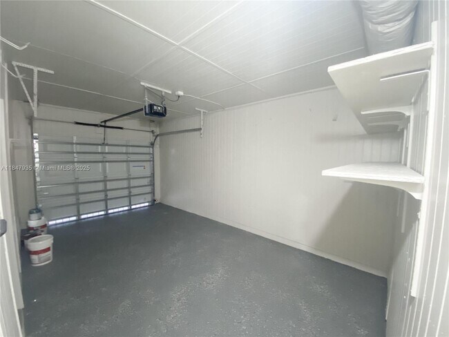 Building Photo - 7805 NW 67th Ave