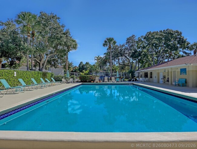 Building Photo - 6552 Chasewood Dr